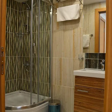 Otel Cagan Apart